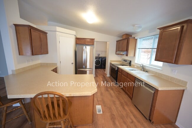 Building Photo - 3 bed 2 bath home in Monterra, a 55+ community between Sequim and Port Angeles