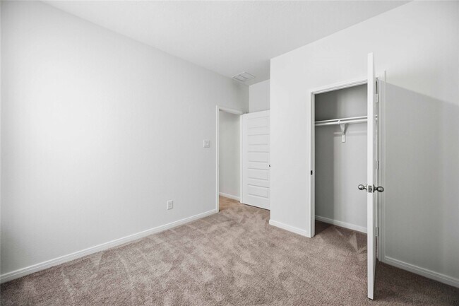 Building Photo - 18206 Spruce Cottage Dr