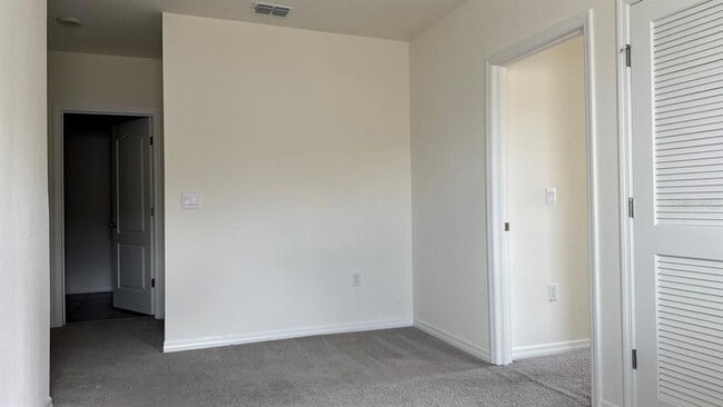 Building Photo - 1280 Cascades Ave