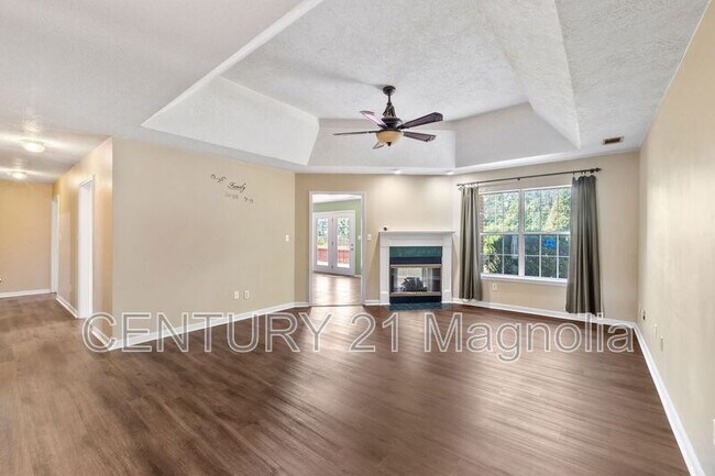 Building Photo - 928 Hunting Horn Wy