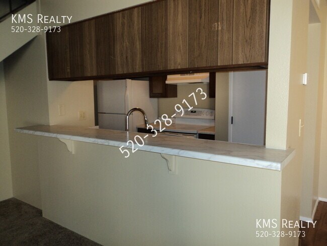 Building Photo - 6609 East Calle Alegria