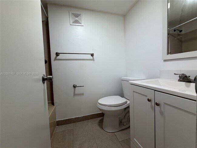 Building Photo - 3215 NW 102nd Terrace