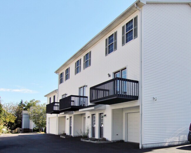 Primary Photo - 14 Dora St
