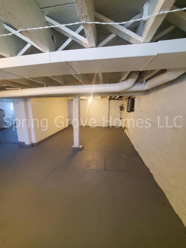 Building Photo - 710 Derby Ave