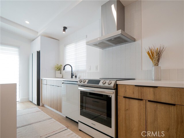 Building Photo - 21061 Sharmila