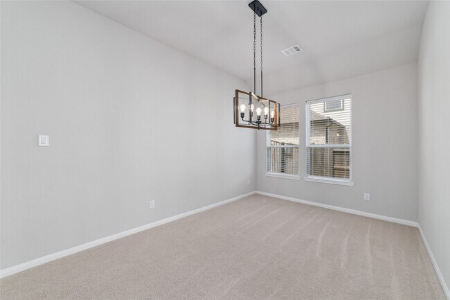 Building Photo - 77 Carmel Dr