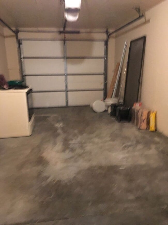 Building Photo - 3 Bedroom, 2 Bathroom Townhome in Lakemont Subdivision of Greeley