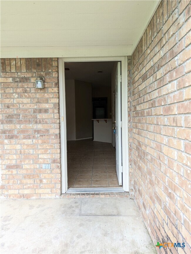 Building Photo - 210 Dale Earnhardt Dr