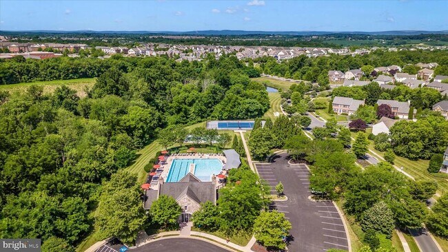 Building Photo - 3907 Braveheart Cir