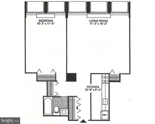 Building Photo - 210 Locust St