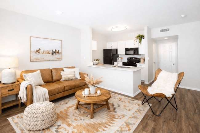 Building Photo - Apex Apartments