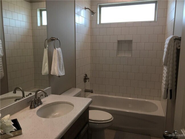 Building Photo - 27 Mylie Way
