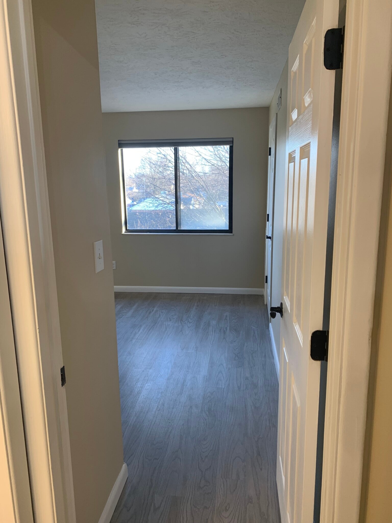 Building Photo - 4240 Village Parkway Cir E