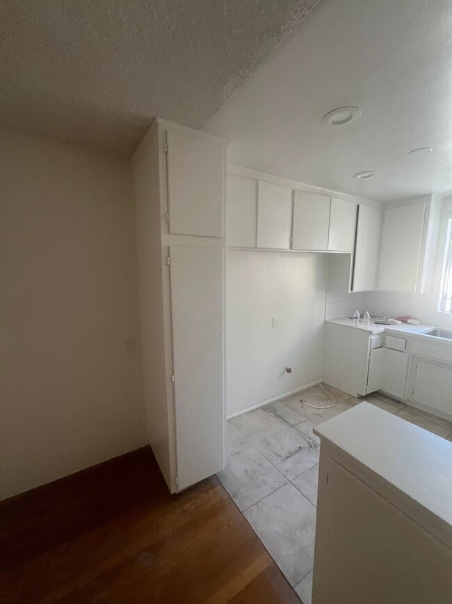 Interior Photo - 1147 Vista