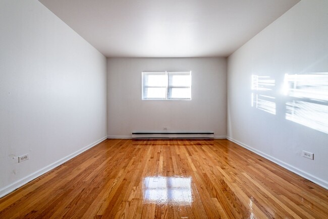 Building Photo - 2110 S 5th Ave Maywood, IL 60153