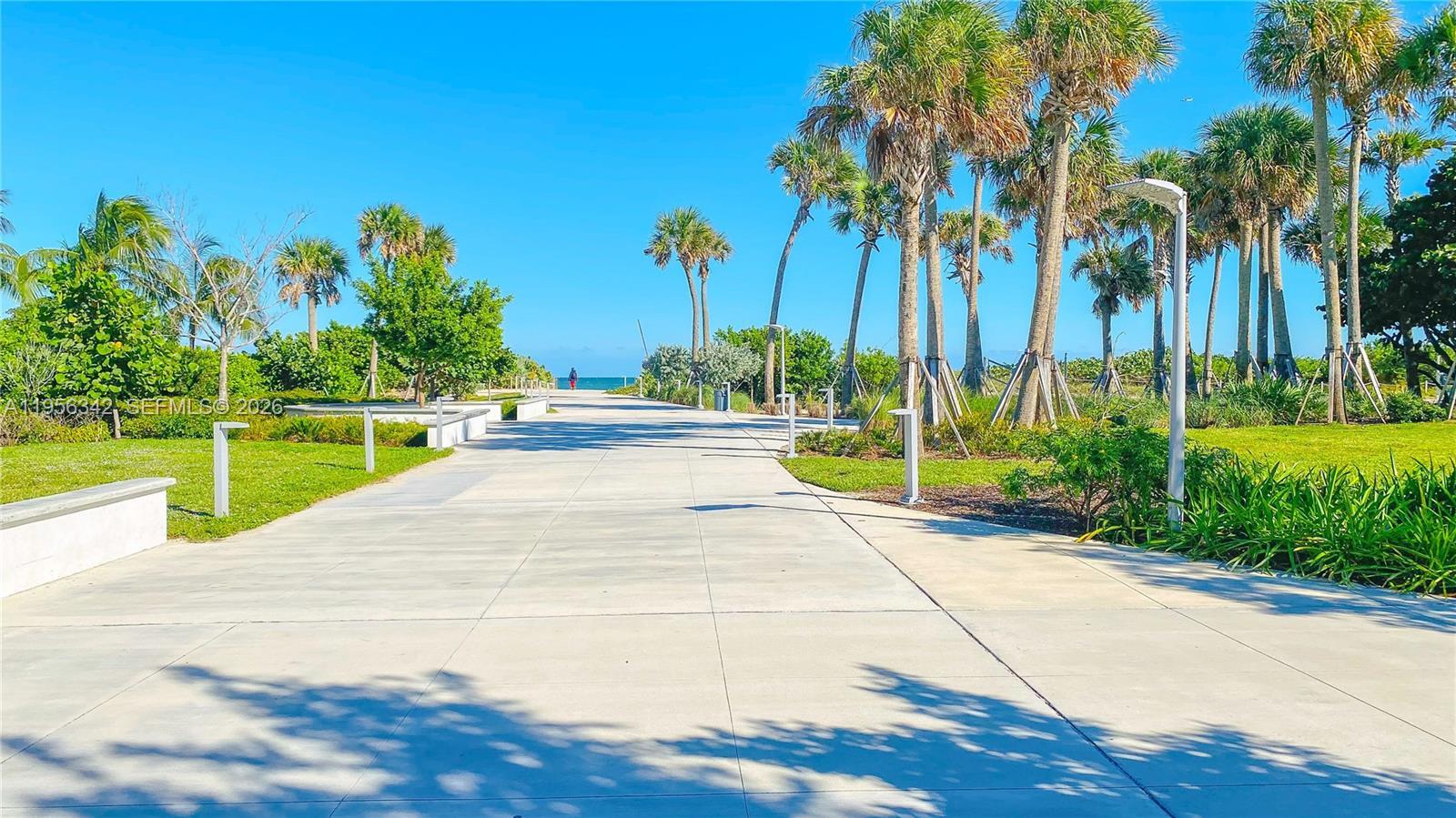 Building Photo - 7744 Collins Ave