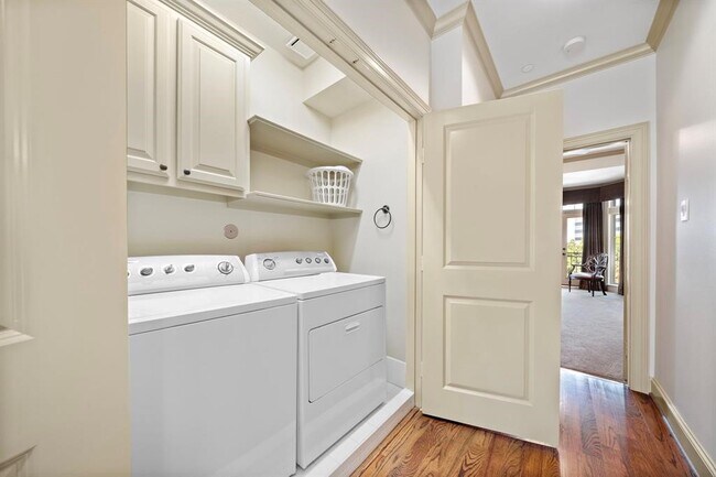 Building Photo - 1308 Lake Pointe Pkwy