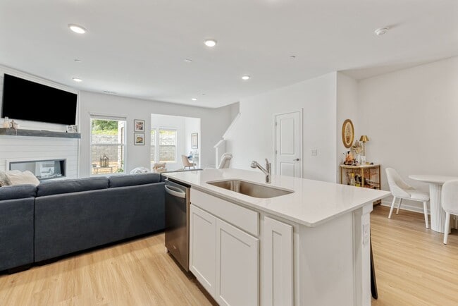 Building Photo - New Construction Charmer in Fairview