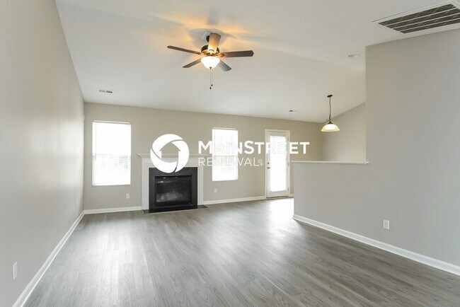 Building Photo - 3 Bedroom Pet-Friendly Home in Whitsett, NC with Main Street Renewal