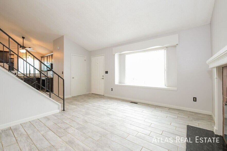 Building Photo - 19610 E Purdue Pl