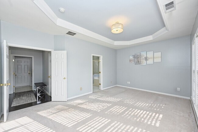 Building Photo - 1527 Gesshe Ct