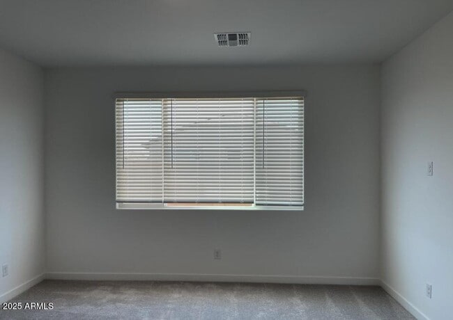 Building Photo - 2783 E Tie Down Dr