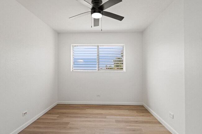 Building Photo - Ocean View Makiki Condo Near Queens & Downtown Honolulu