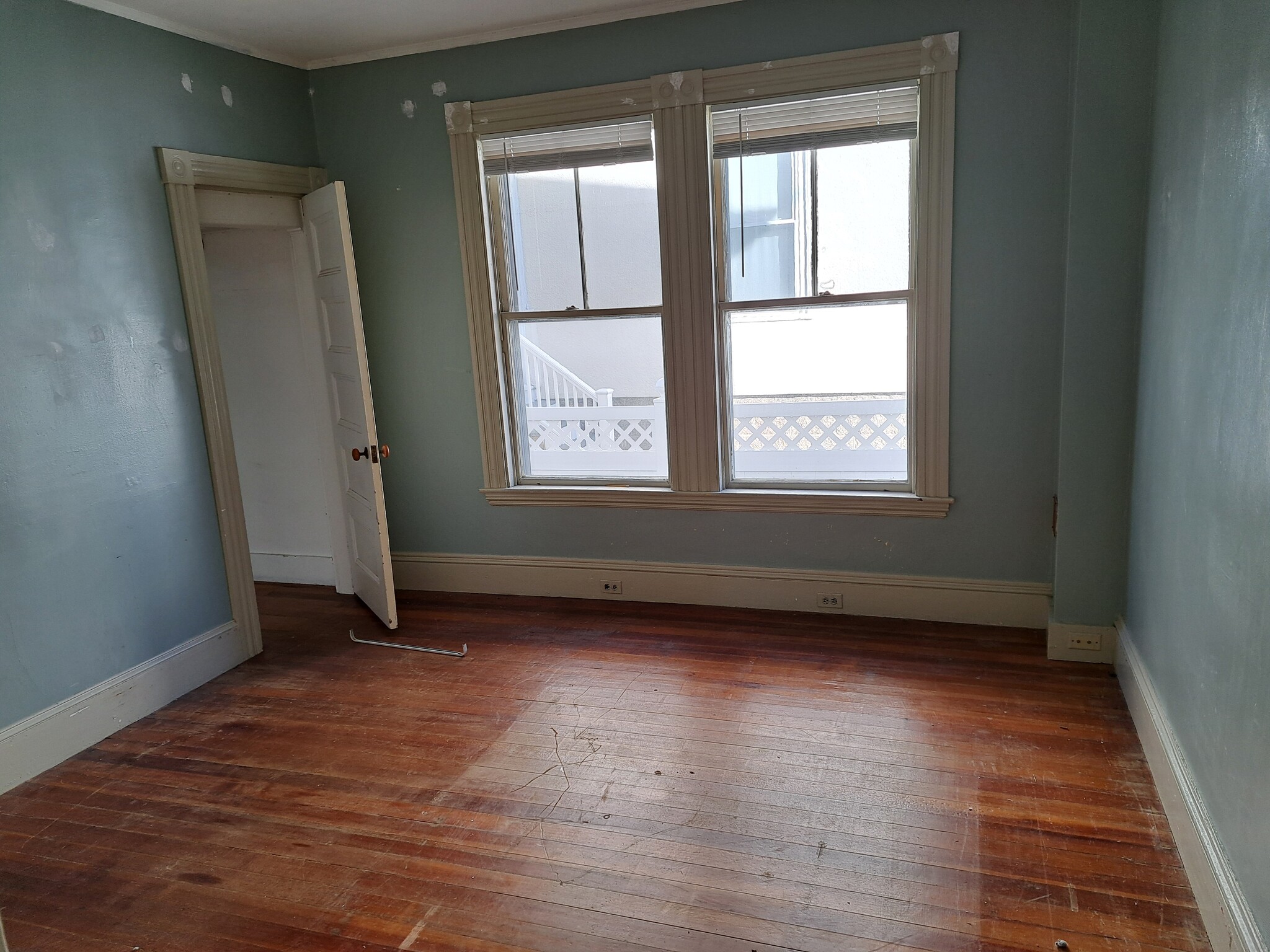 Building Photo - 14 Bellevue Ave