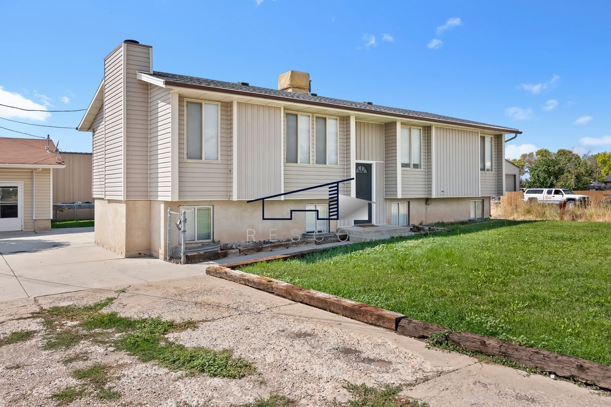 Building Photo - 1721 750 W St