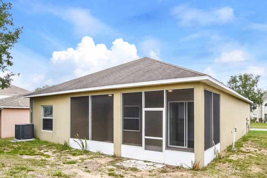 Building Photo - 418 Hammerstone Ave