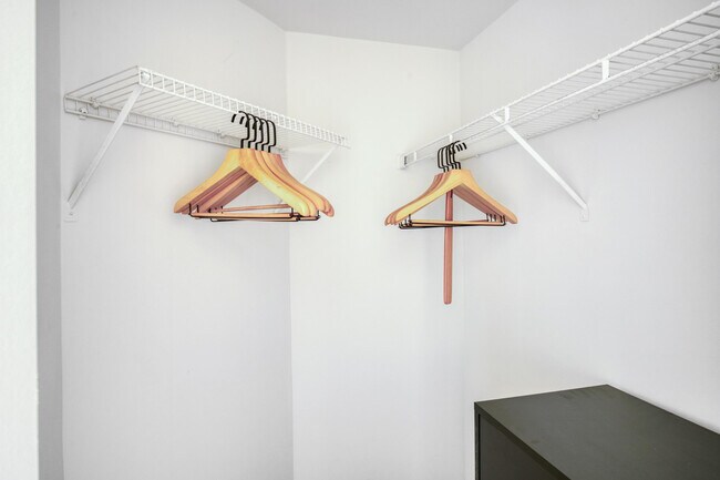 Building Photo - 4650 Washington Blvd