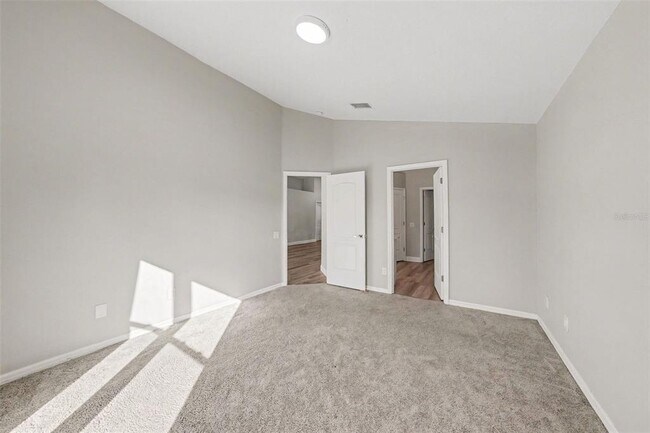 Building Photo - 12524 Midpointe Dr