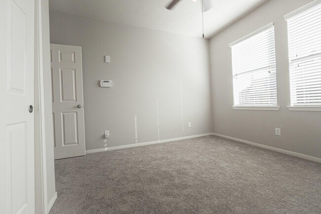 Building Photo - 3638 Cottage Manor Lane