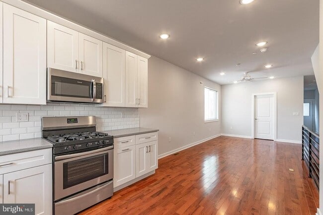 Building Photo - 2600 Federal St