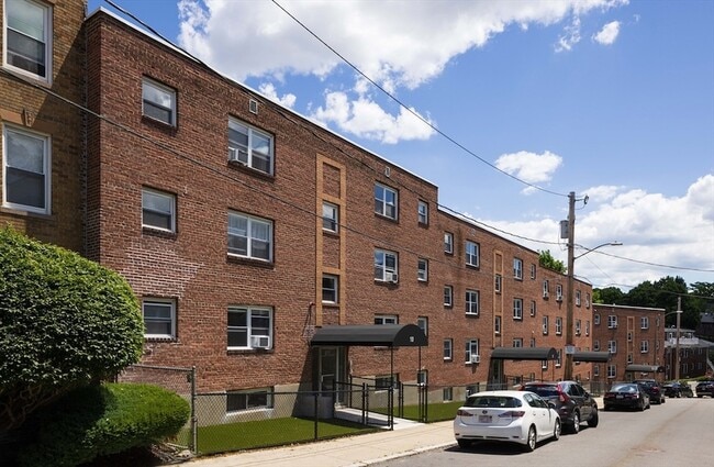 Building Photo - 12 Vinal St