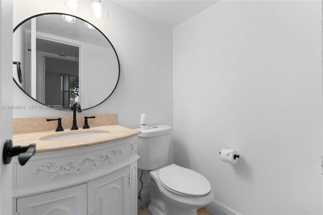 Building Photo - 1800 Sans Souci Blvd