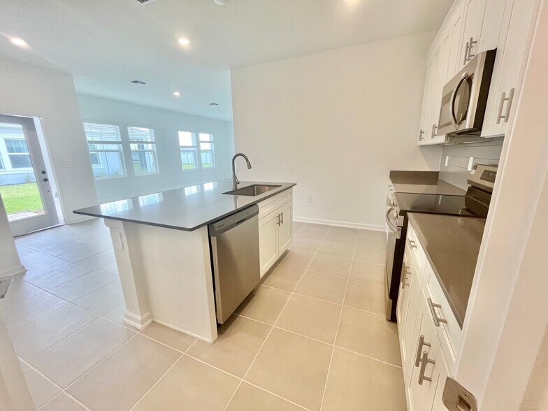 Building Photo - 4309 Curacao Pl