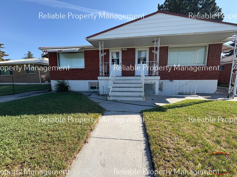 Primary Photo - 974 I St