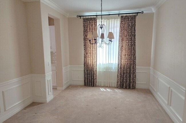 Building Photo - Beautiful 5BD, 3BA, 2,871 Sq. Ft. Home In ...