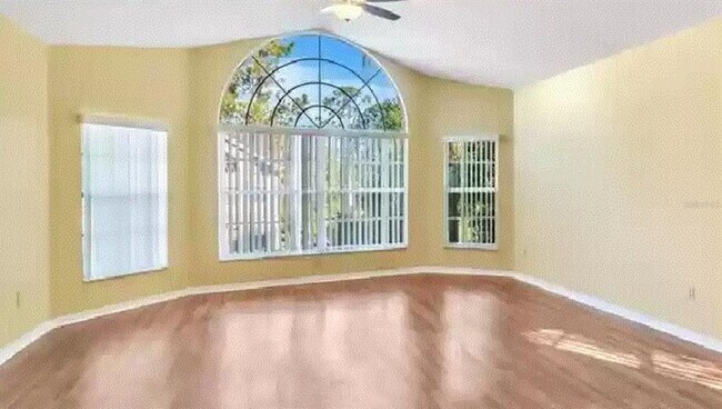 Building Photo - 2046 Royal Bay Blvd