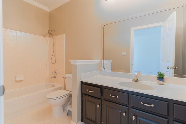 Building Photo - 1521 Wyndham Cove