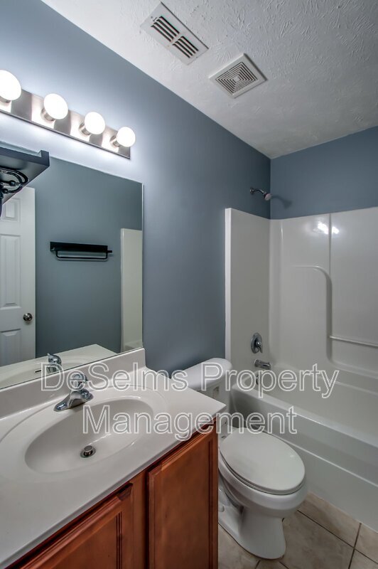 Building Photo - 3733 Shoteka Dr