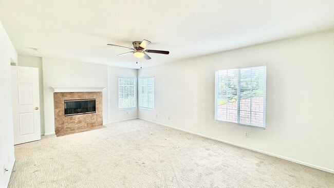 Building Photo - Beautifully Maintained & Spacious Two-Story Home in the Privately-gated Belleza Community of San ...