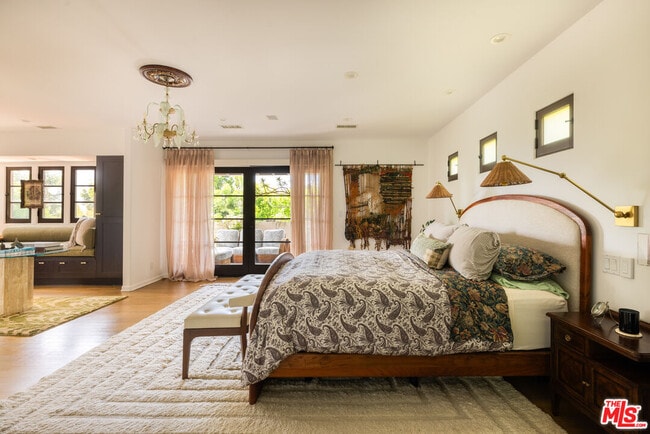 Building Photo - 1745 N Vista St