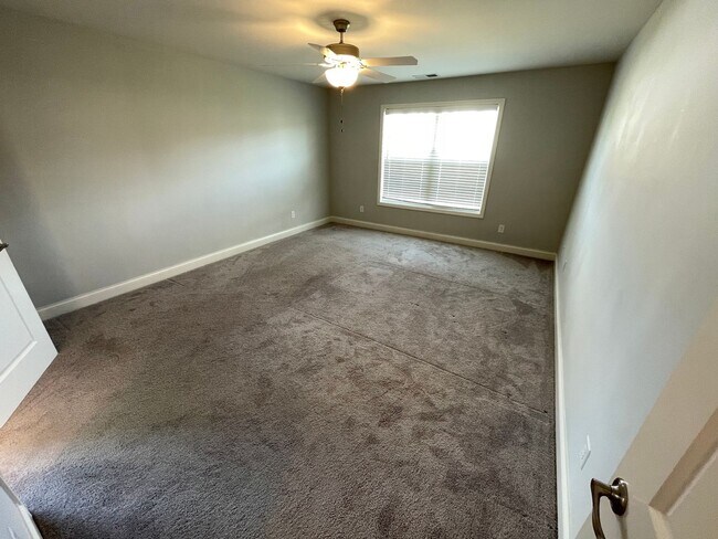 Building Photo - East Jefferson County Home For Rent