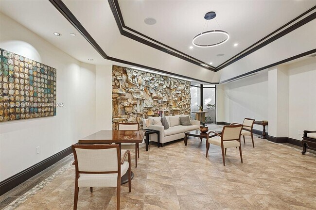 Building Photo - 1 Grove Isle Dr