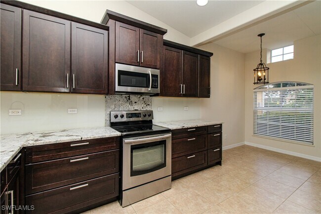 Building Photo - 15077 Cortona Way