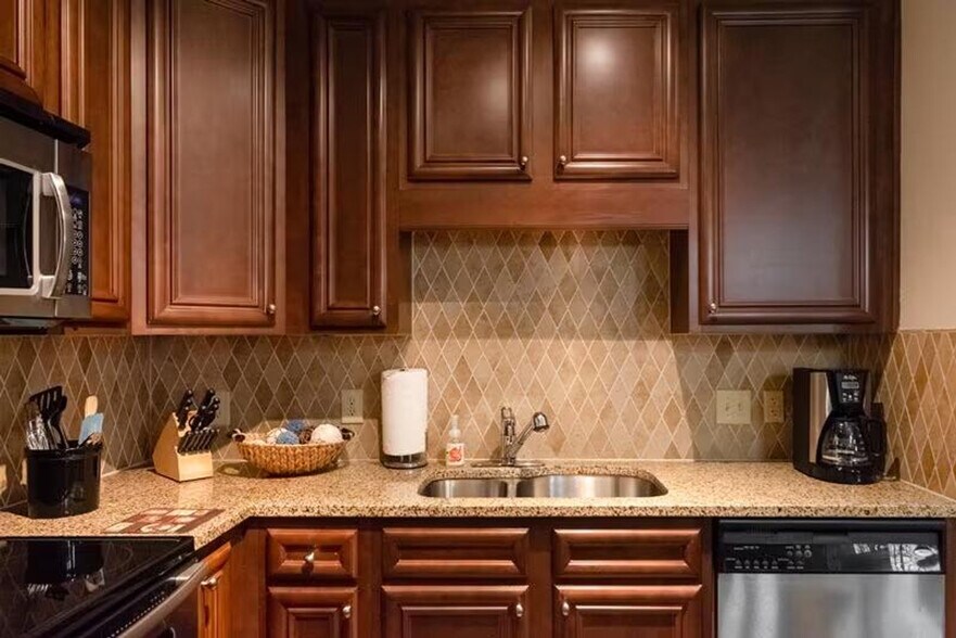 Building Photo - 3202 Renaissance Park Pl