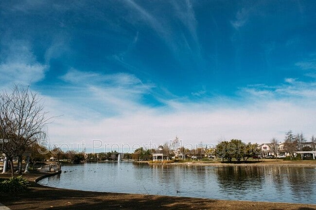 Building Photo - 27427 Lock Haven Ct