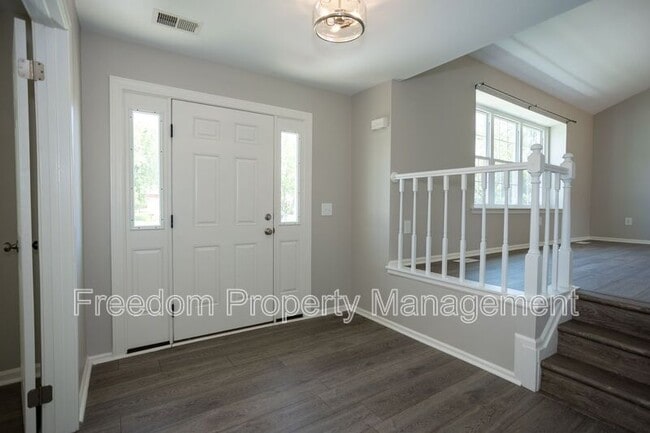Building Photo - 10116 Wimbledon Ct